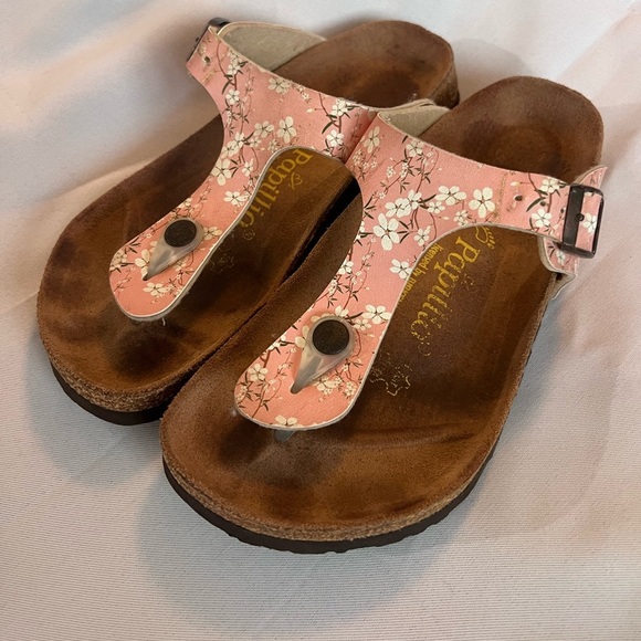 Birkenstock Shoes - Papillio by Birkenstock Pink Floral Gizeh Sandals Size 5